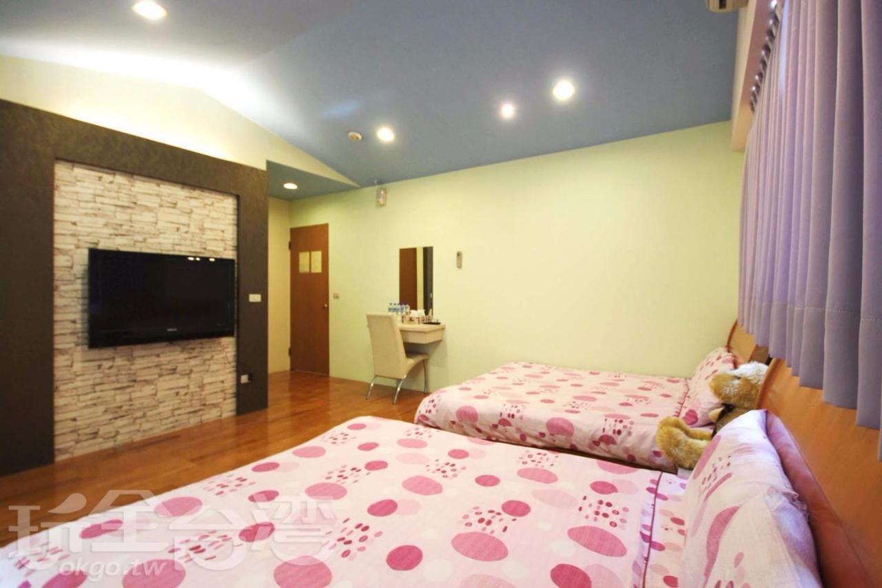 Chong Er Ya She Homestay Jiji Exterior foto