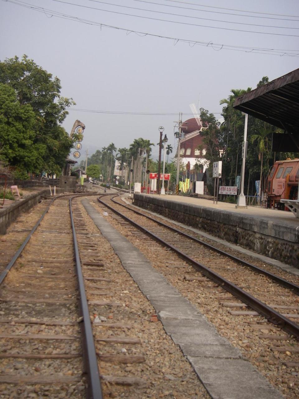 Chong Er Ya She Homestay Jiji Exterior foto