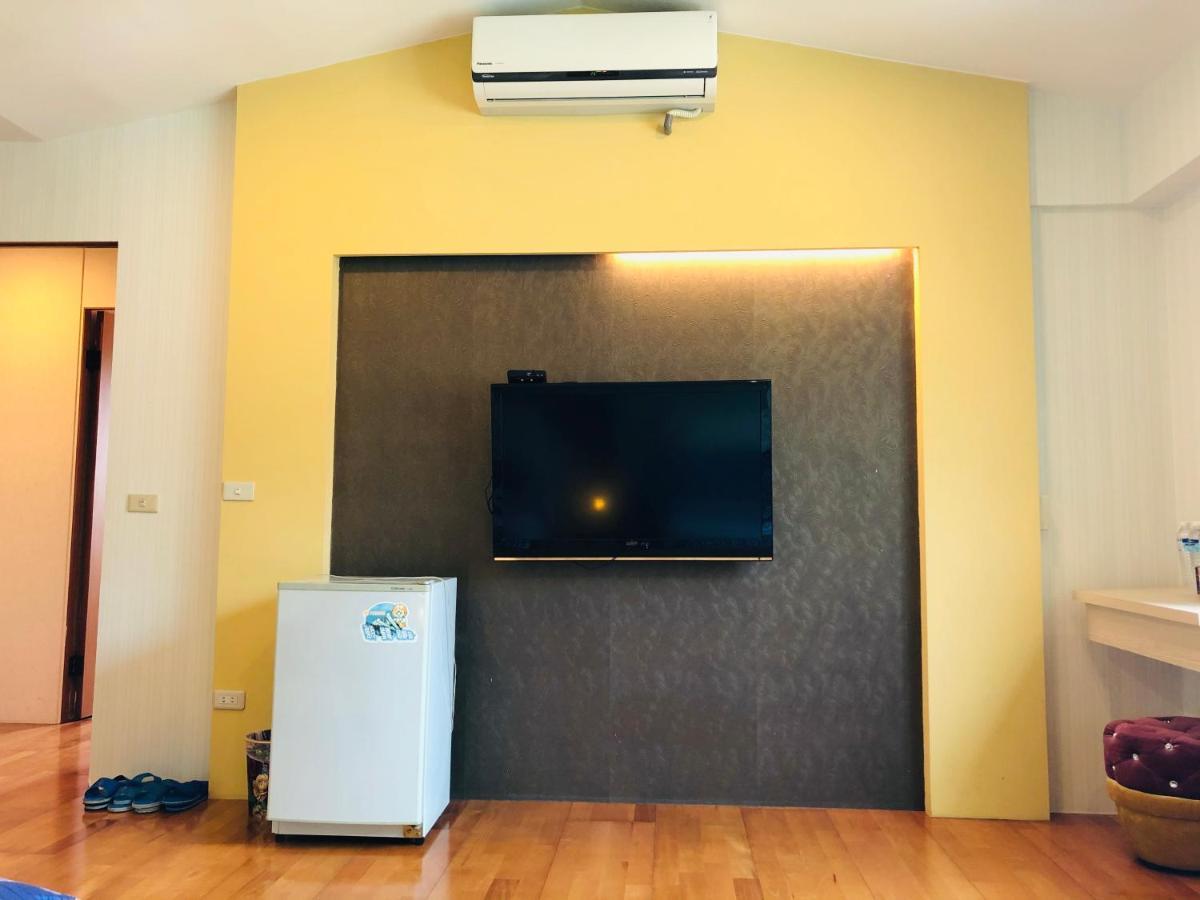 Chong Er Ya She Homestay Jiji Exterior foto