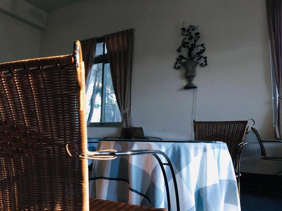 Chong Er Ya She Homestay Jiji Exterior foto